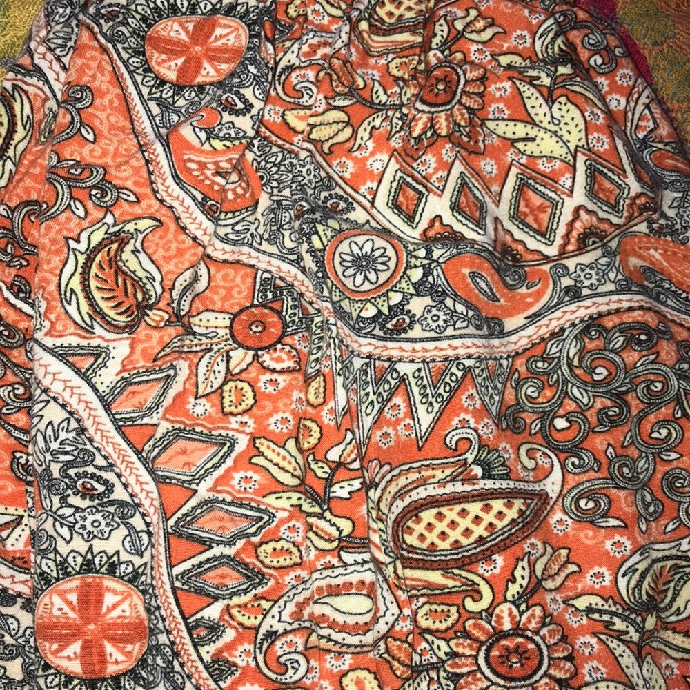 Baggy Bali knee-length shorts